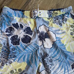 Wave Life Men's 17" Swim Trunks, 2 Front Pockets 1 Back Pocket, Size 34